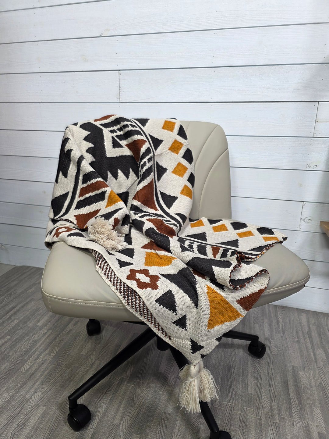 Cozy Blanket - Aztec Brown/Yellow