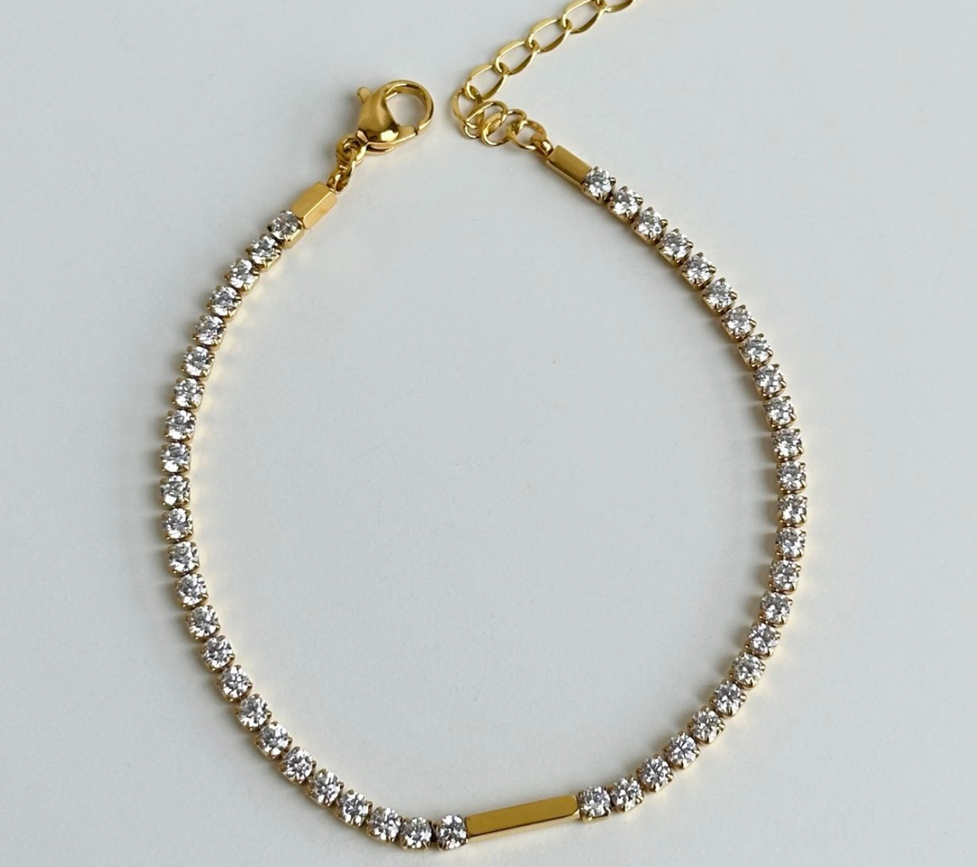 Chan Sutt Live Box - Rhinestone Bracelet
