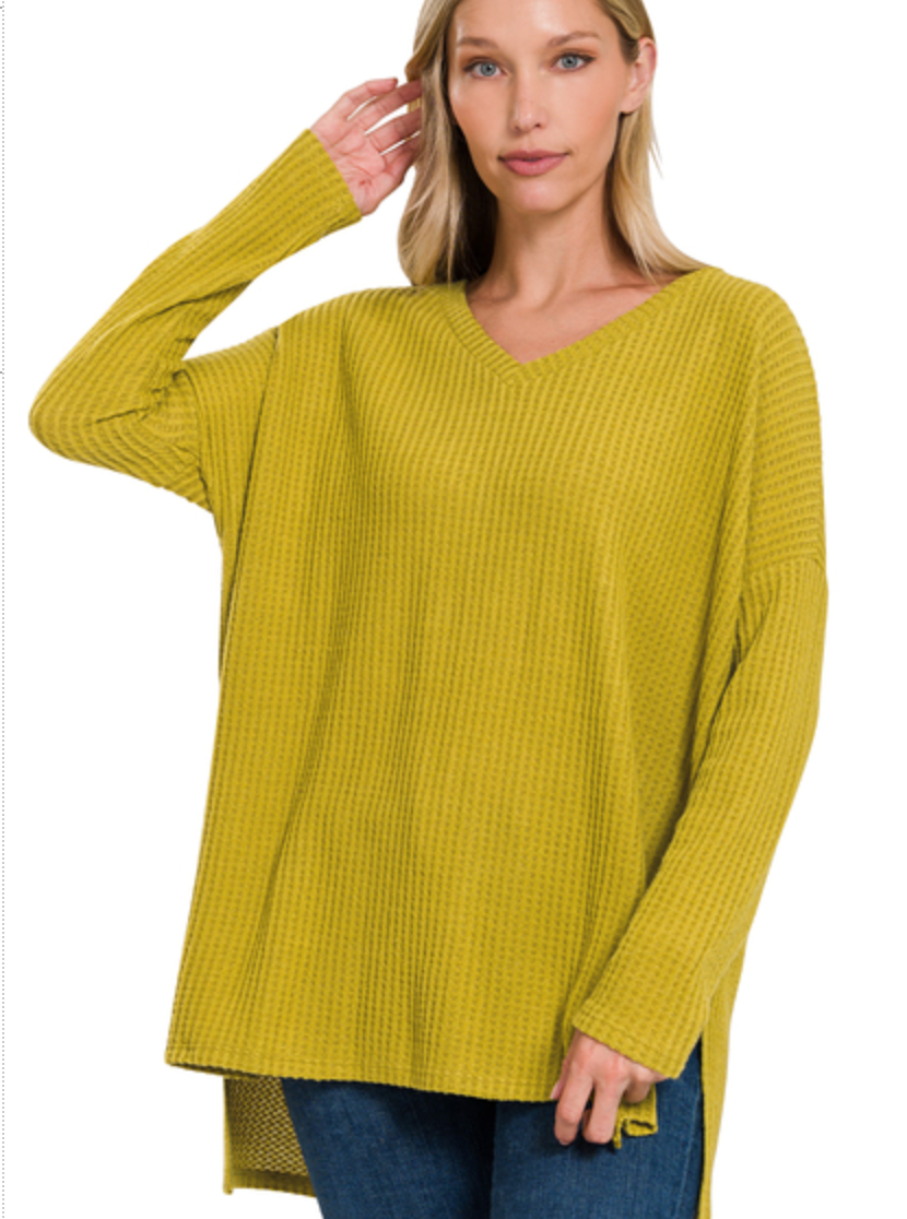 Zenana - BRUSHED THERMAL WAFFLE V-NECK HI-LOW HEM SWEATER