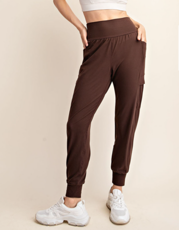 Rae Mode BUTTER JOGGER WITH SIDE POCKETS