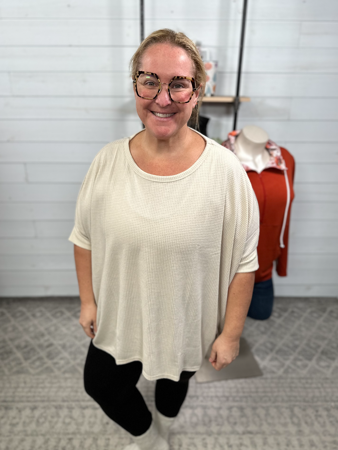 Andree by Unit - Oversize Short Sleeve Poncho Top