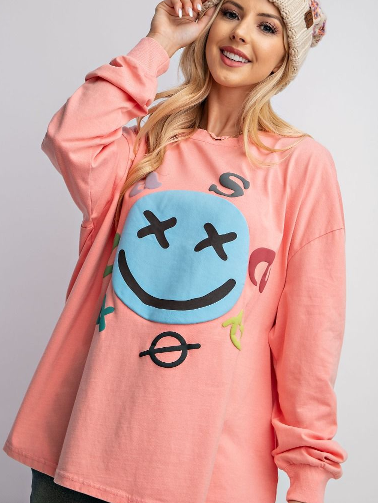 Easel - SMILEY FACE MINERAL WASHED TOP