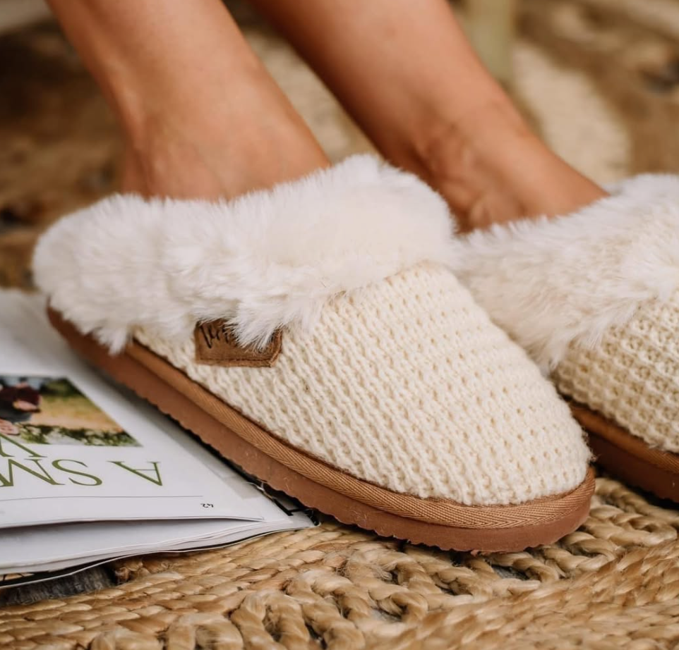 Very G - Cream Sweater Slippers