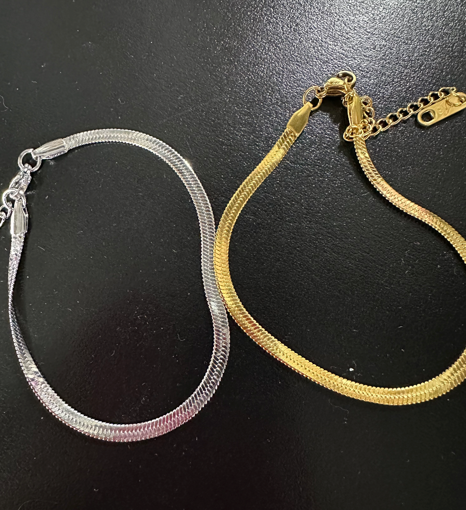 Chan Sutt Live Box - Herringbone Bracelet