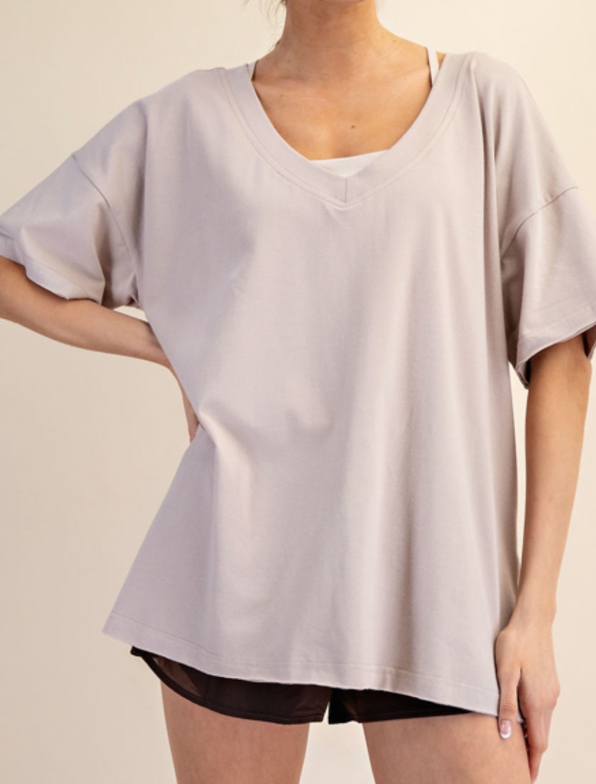 Rae Mode - OVERSIZED REVERSIBLE V NECK TOP