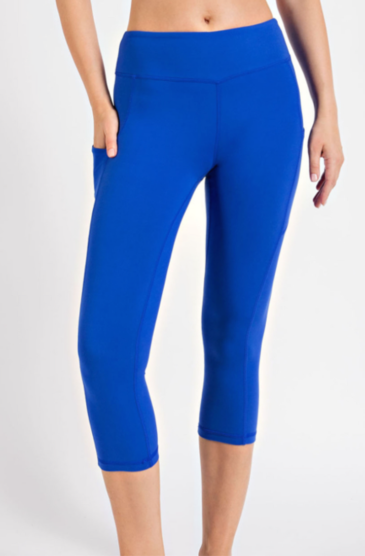 Rae Mode - CAPRI LENGTH YOGA LEGGINGS WITH POCKETS