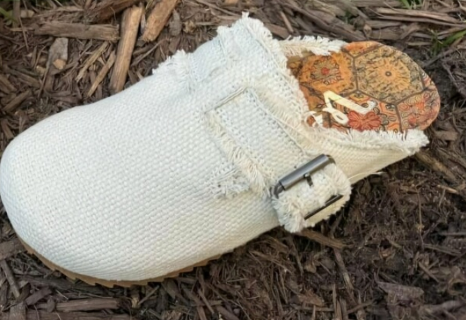 Very G - Cream Slip On Shoe