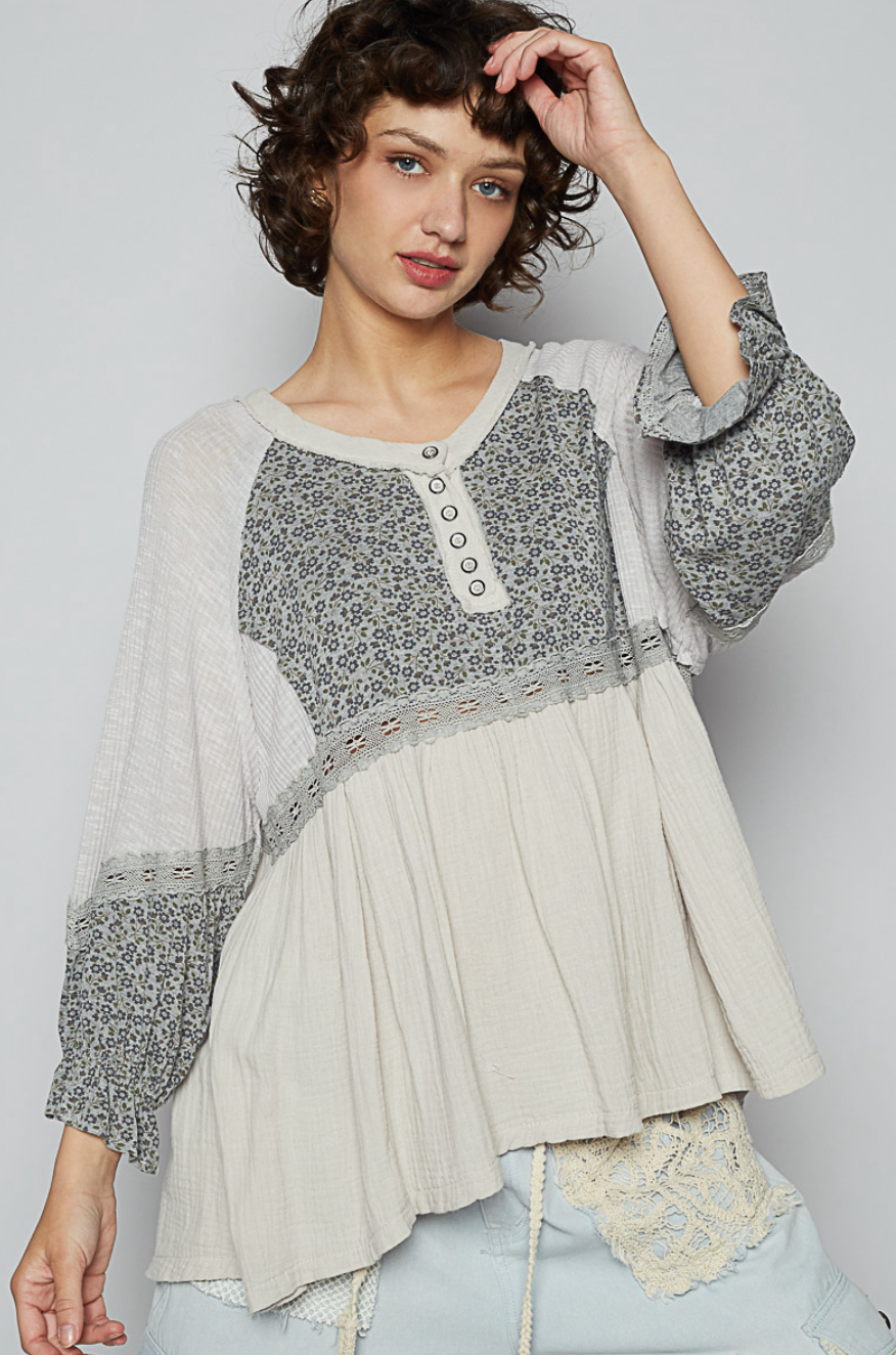 POL - Floral Contrast Grey Top