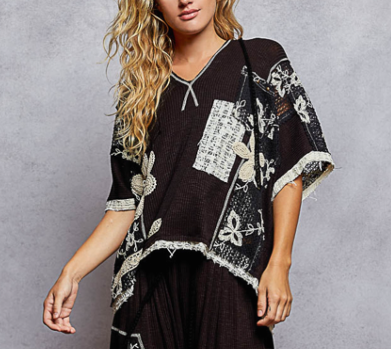 POL Live Box Oct - V Neck Hoodie with Lace