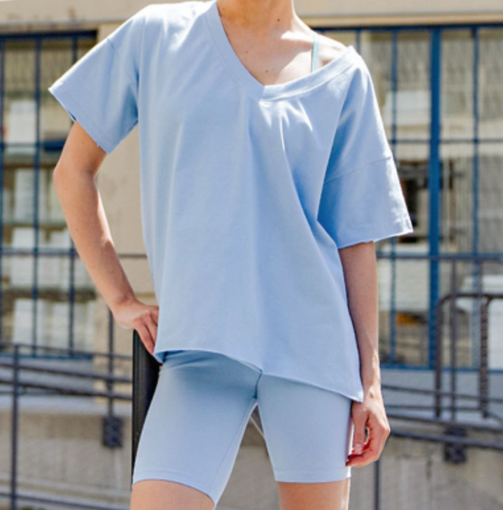 Rae Mode OVERSIZED V NECK REVERSIBLE SHORT SLEEVE TOP