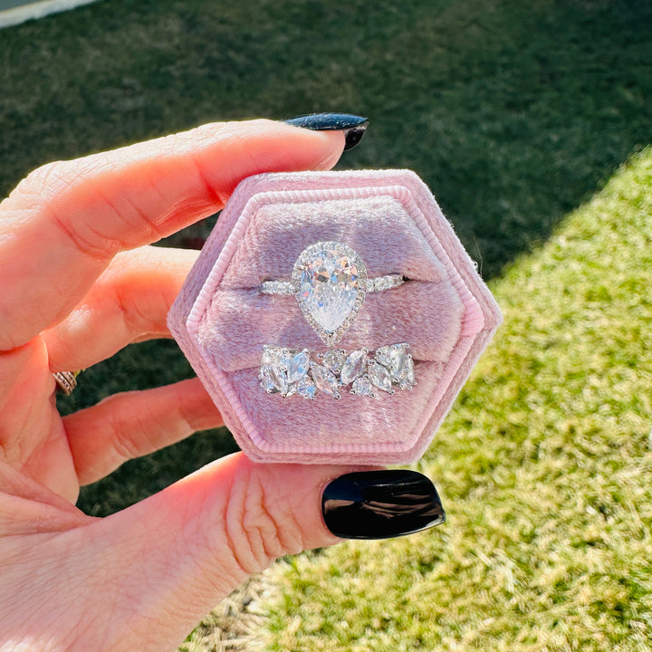 Anastasia Pear Luxe Ring Set