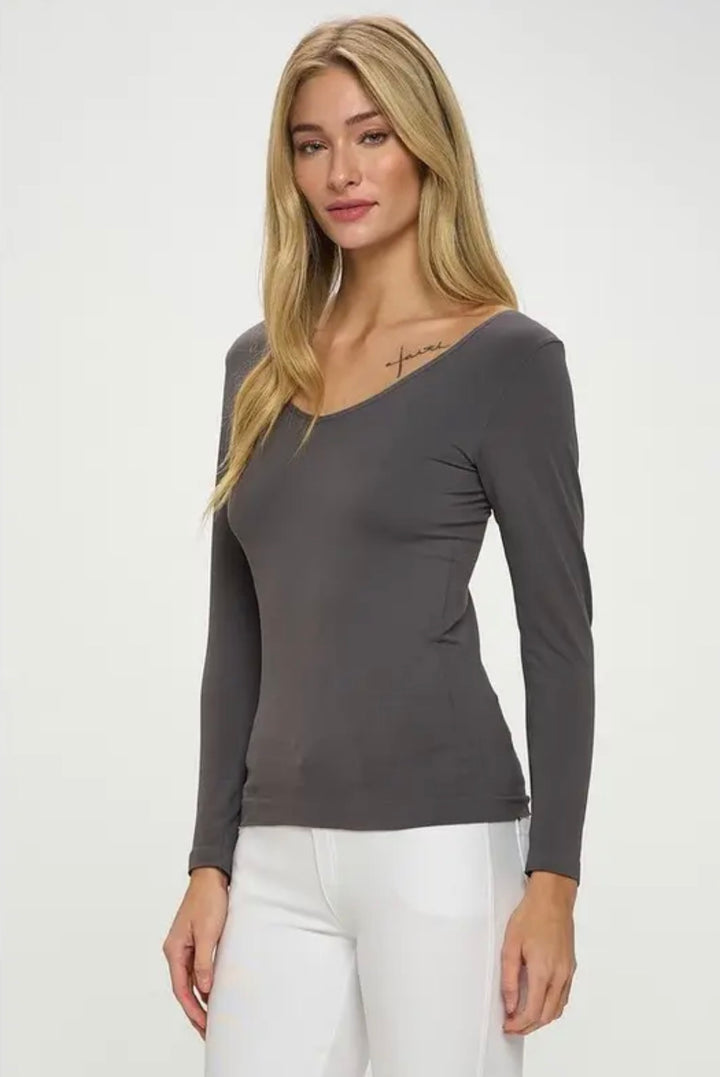 Yelete - Seamless Reversible Long Sleeve Top