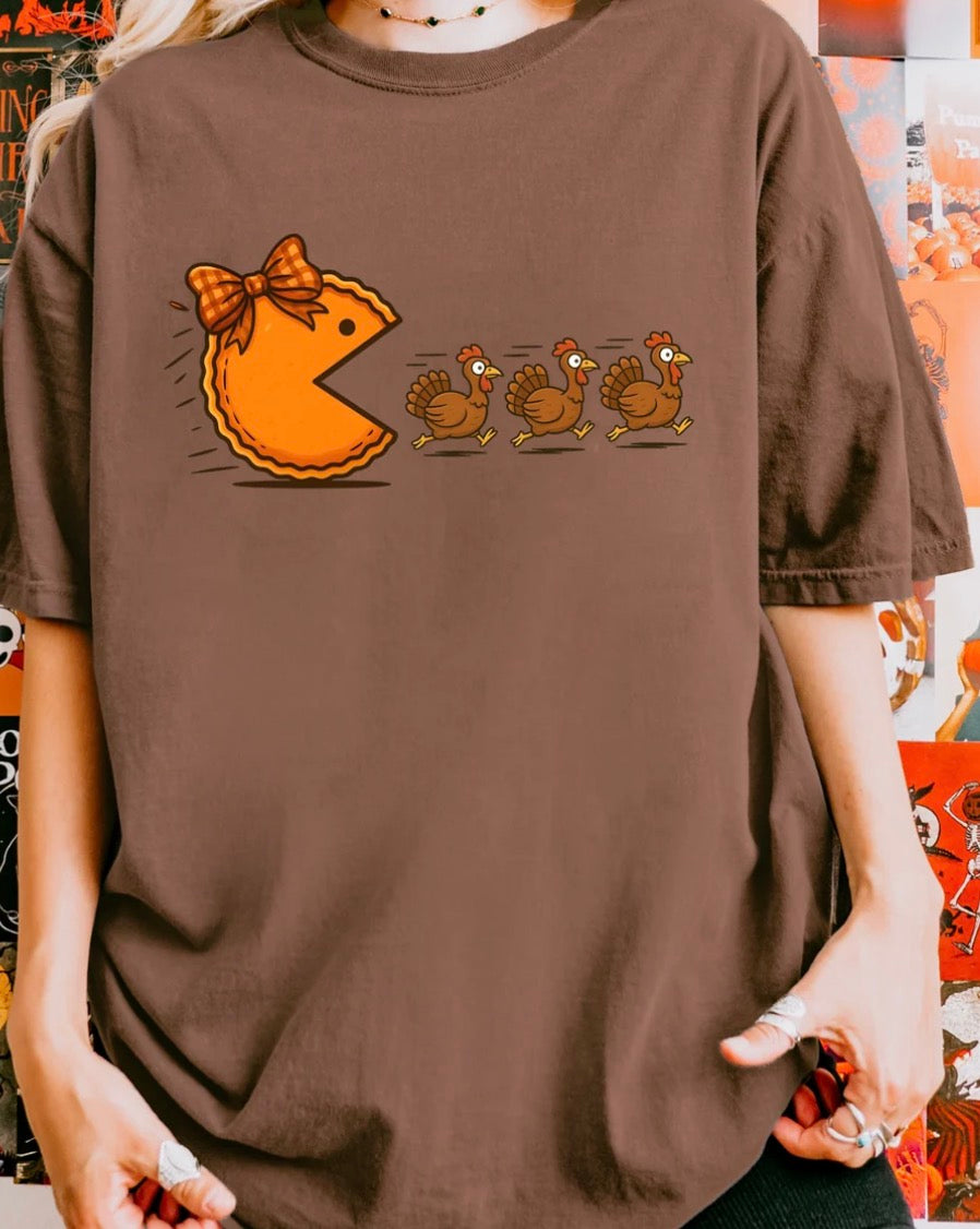 Pumpkin Pie Turkey Chase Graphic tee