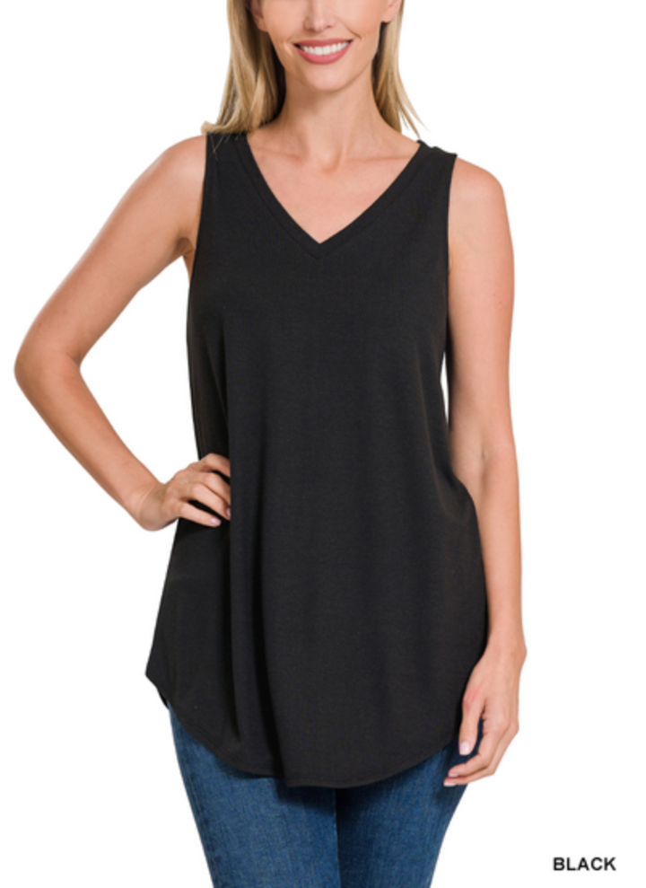 Zenana - SLEEVELESS V-NECK TOP
