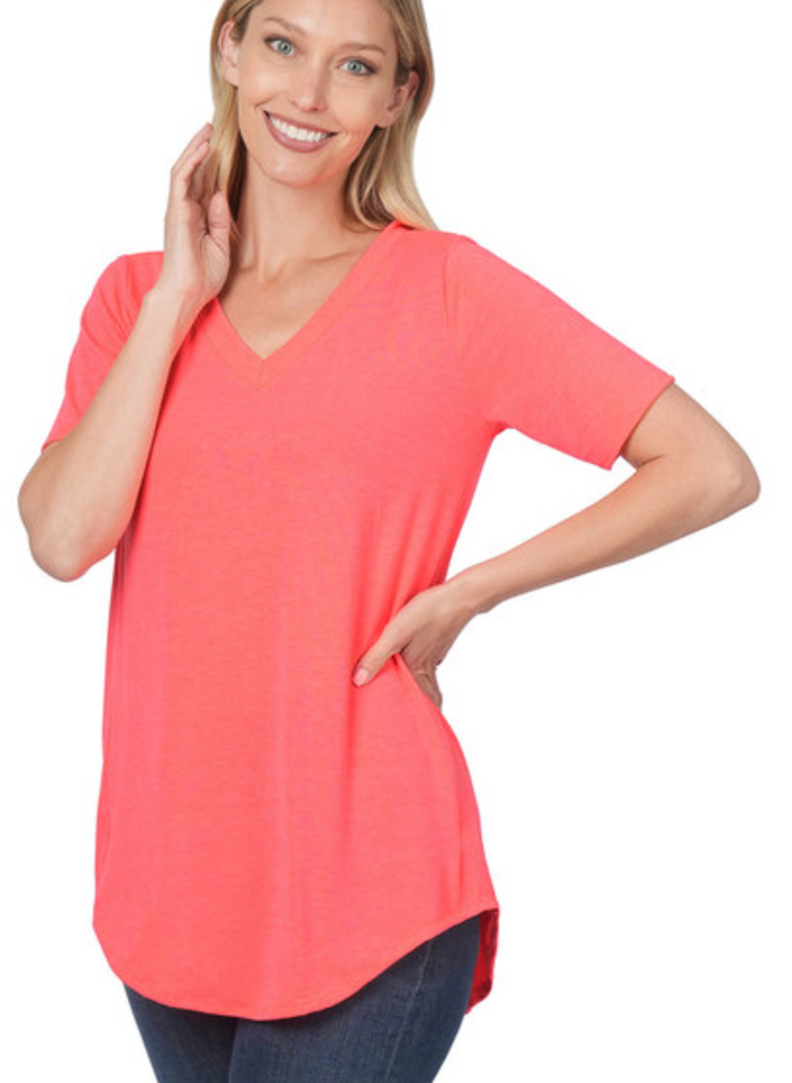 Zenana - LUXE RAYON SHORT SLEEVE V-NECK HI-LOW HEM TOP