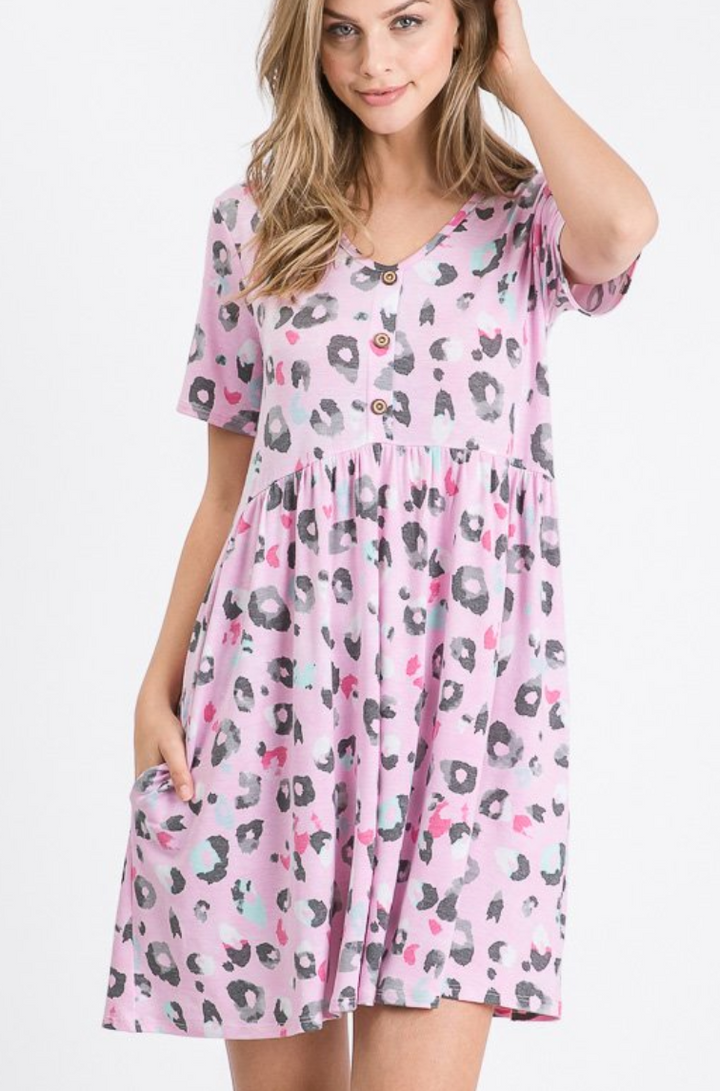 Heimish - SHORT SLEEVE V NECK ANIMAL PRINT BABYDOLL DRESS