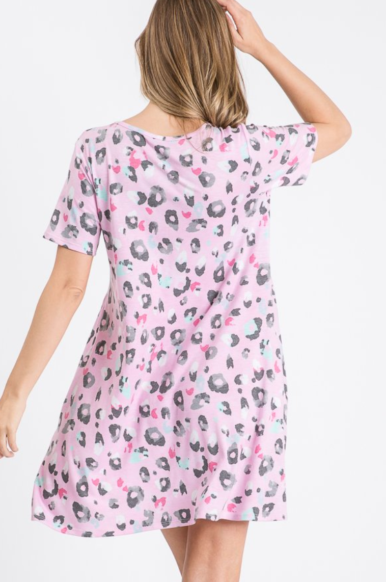 Heimish - SHORT SLEEVE V NECK ANIMAL PRINT BABYDOLL DRESS