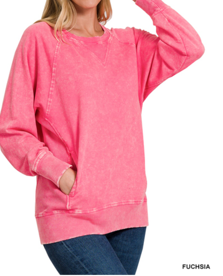 Zenana - ACID WASHED FRENCH TERRY PULLOVER WITH POCKETS