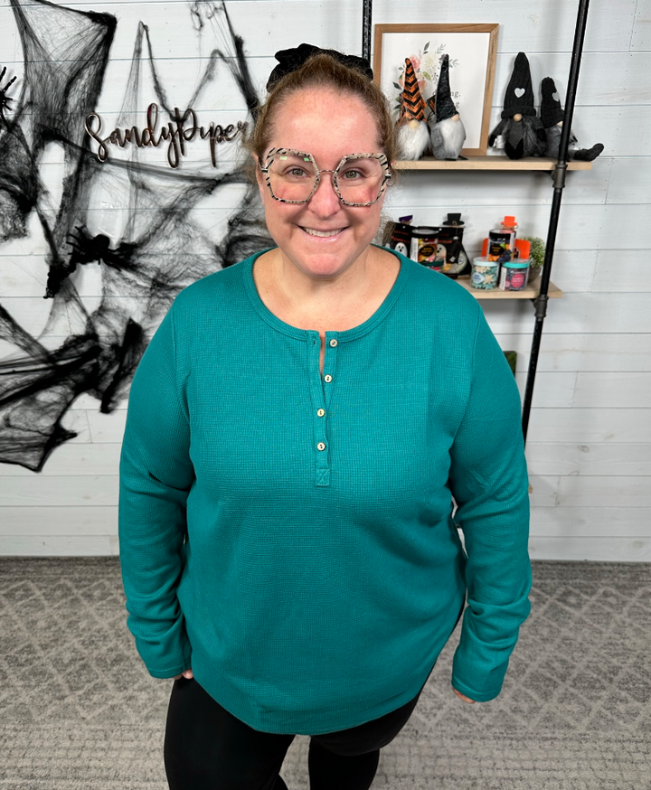 Michelle Mae - Harper Henley Top