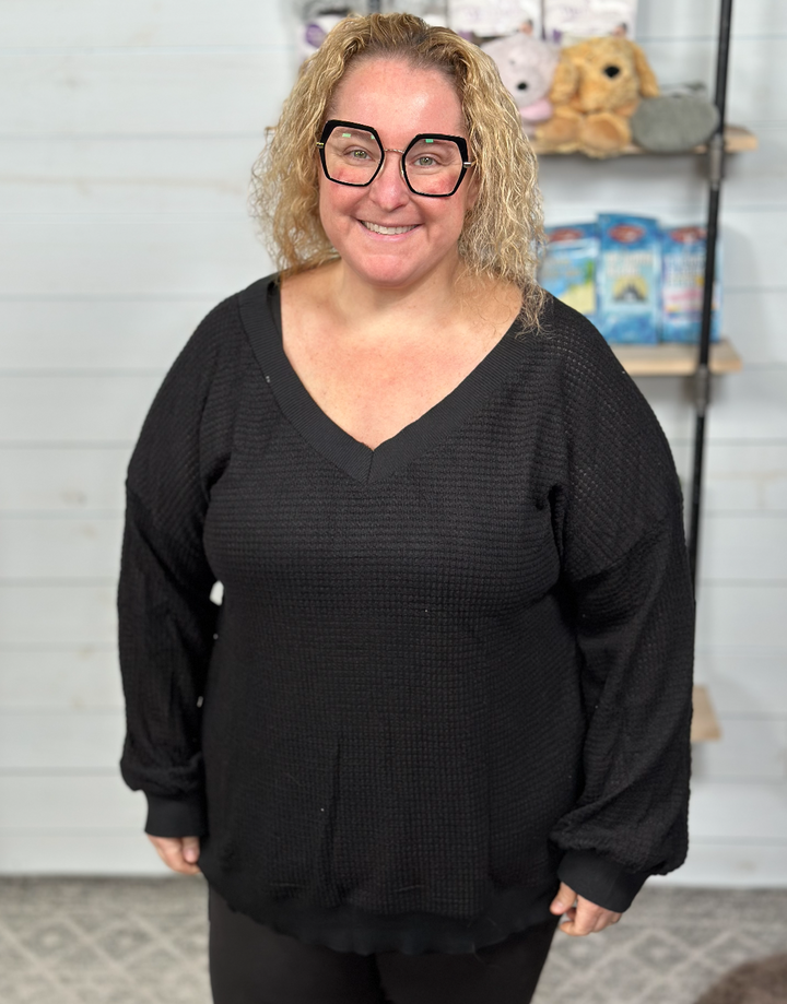 Ninexis - Waffle V Neck Top