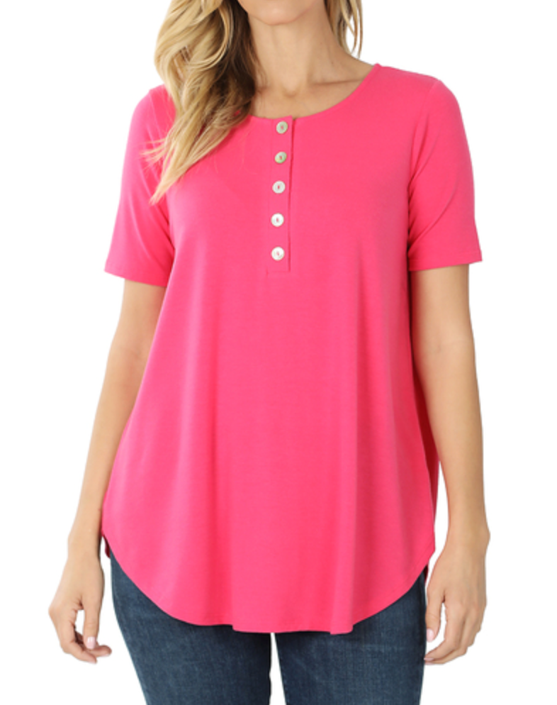 Zenana - SHORT SLEEVE DOLPHIN HEM SHELL BUTTON TOP