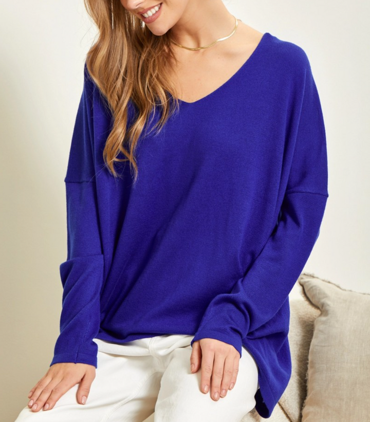 Andree by Unit - Lightweight V Neck Sweater