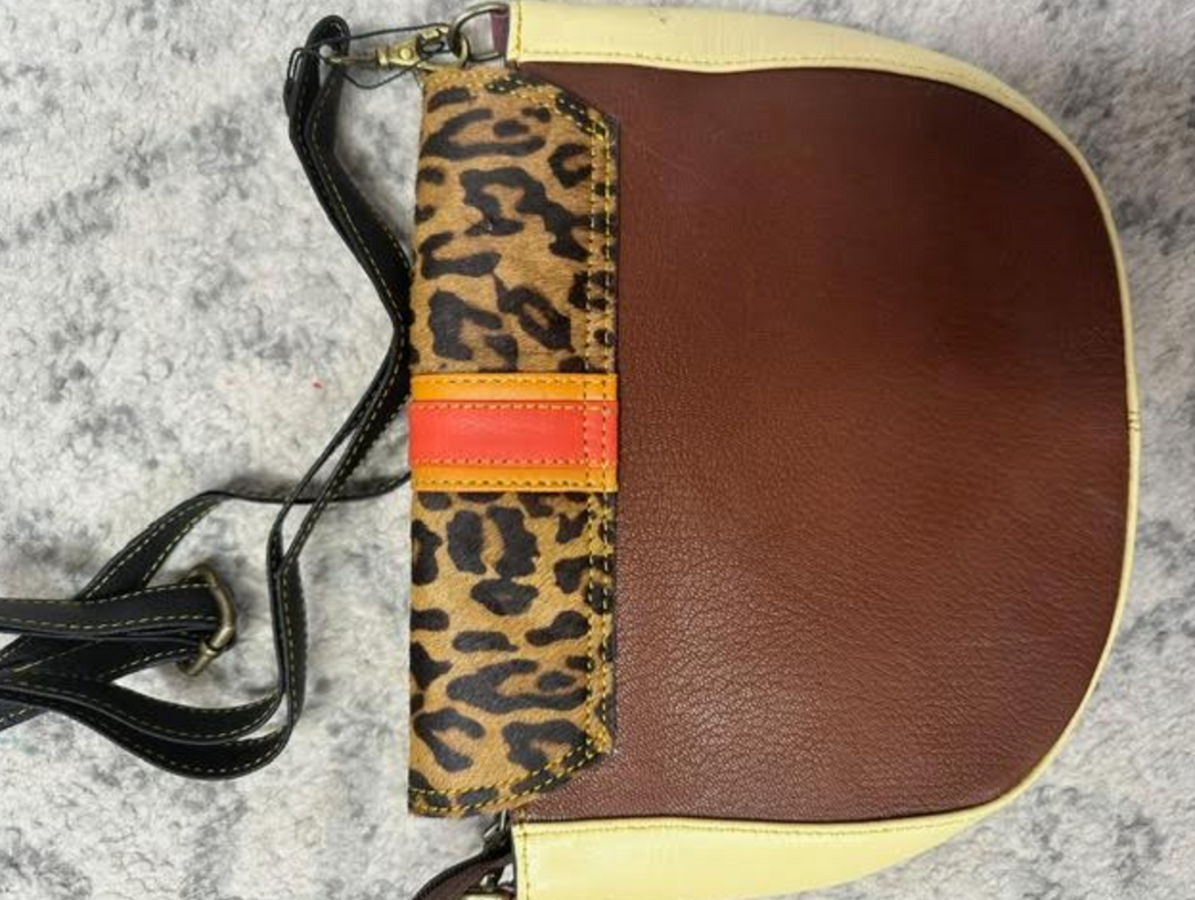 Folklore Couture - Crossbody Cheetah Red Genuine Leather Purse