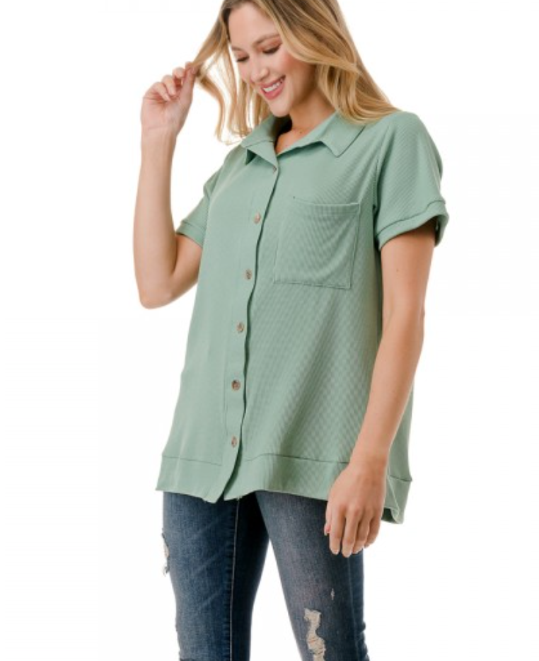 Blumin' - Button Up Top