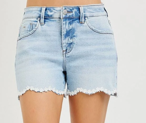 Risen - Floral Lace Hem Shorts