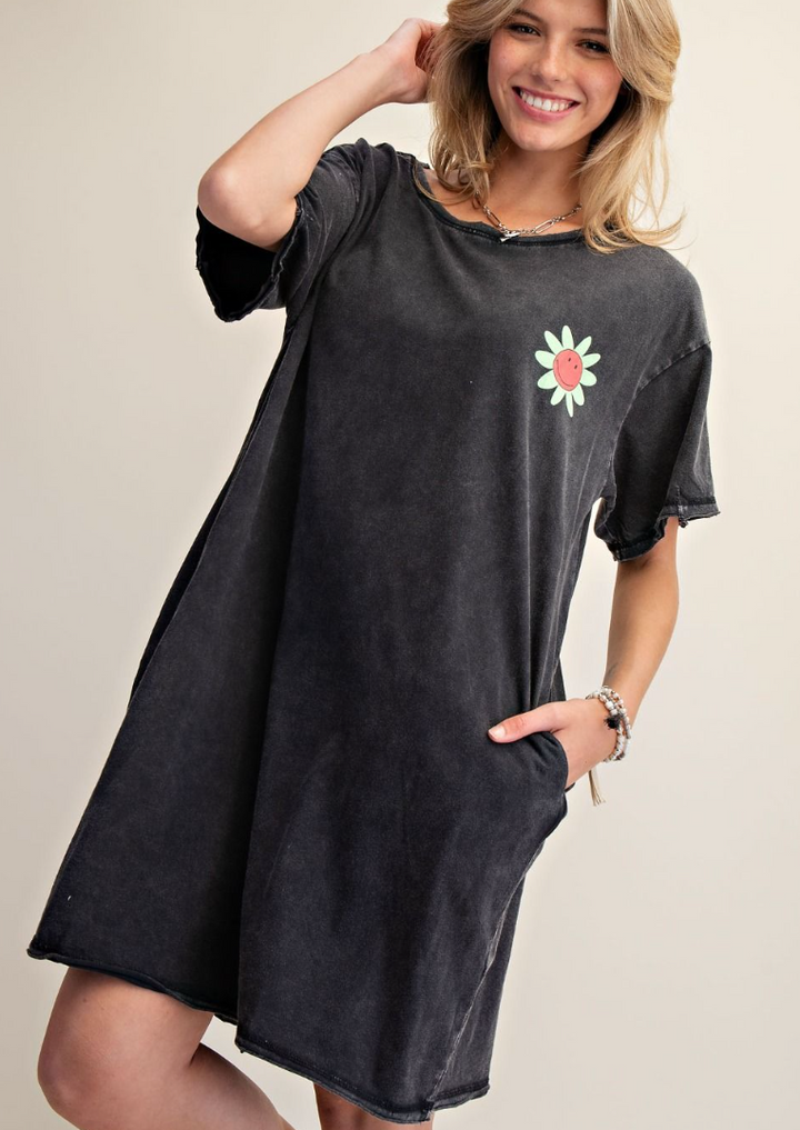 Easel - Smile Daisy Washed Dress