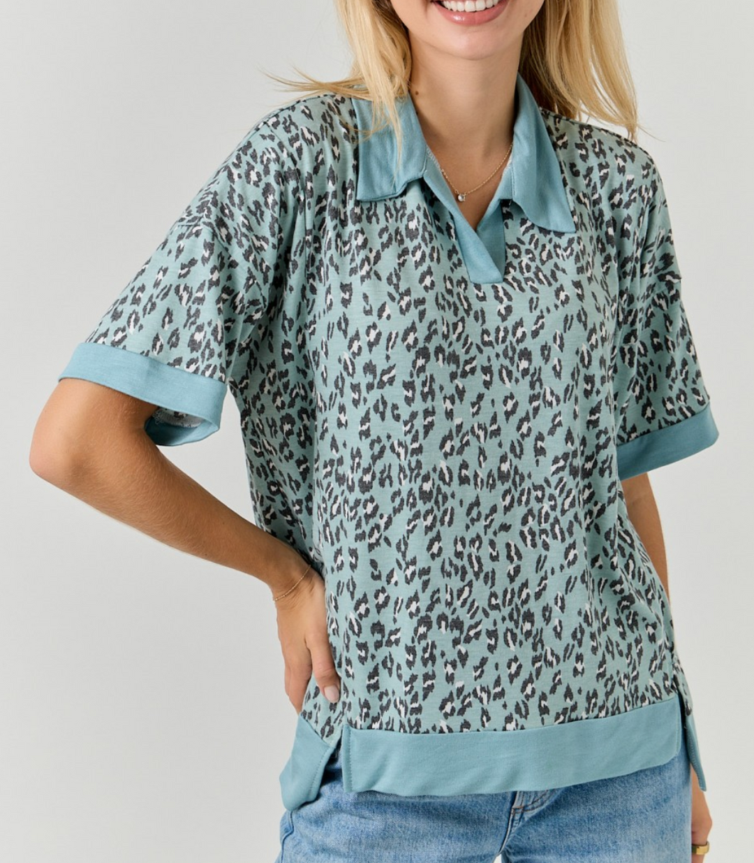 Celeste Box April - Cheetah Short Sleeve Top