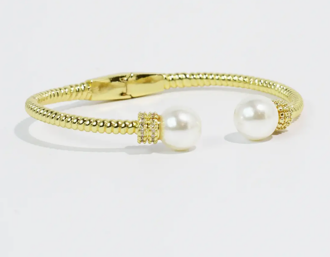 Treasure Jewels - Pearl Serenity Gold Bangle