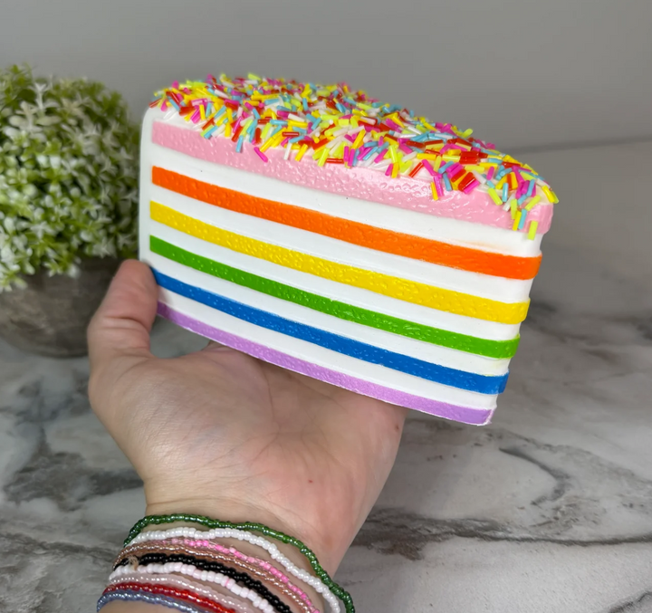 Viral Squishy Toy - Cake Slice