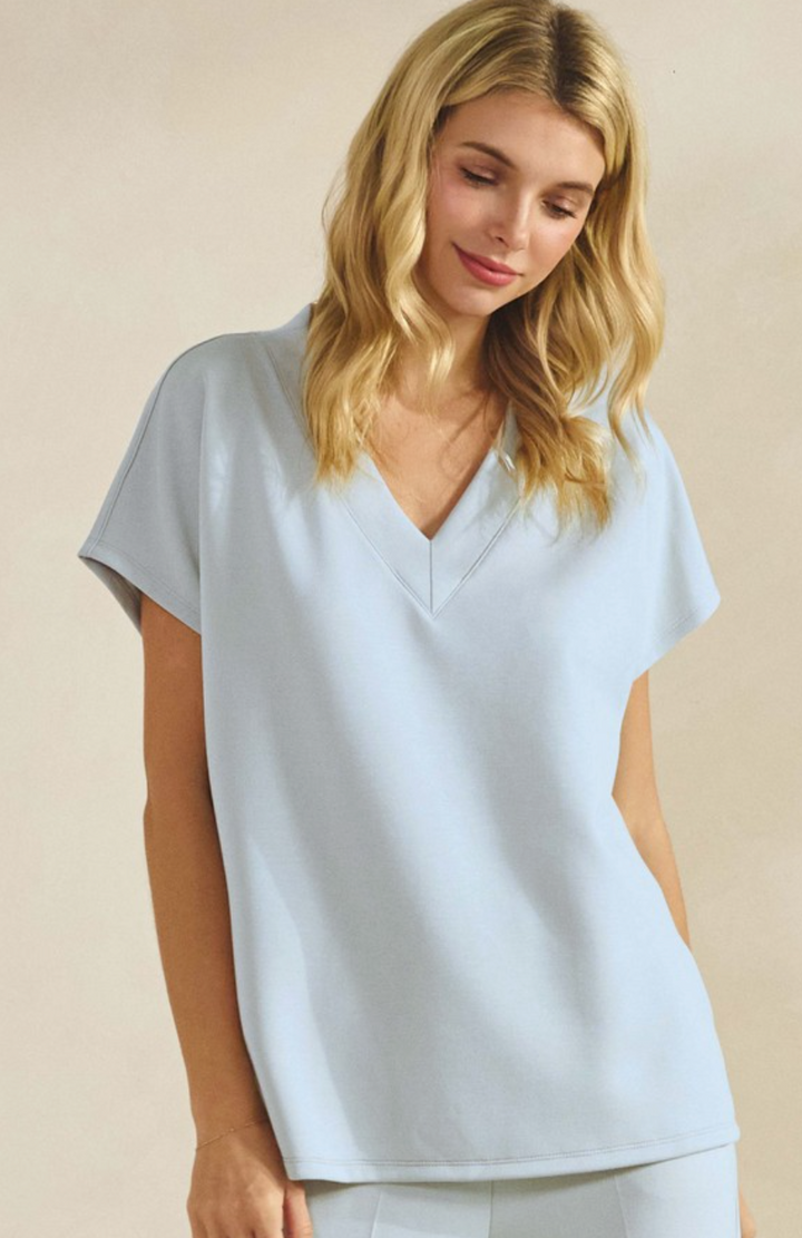 Yelete - V-Neck Lightweight Modal Scuba Top