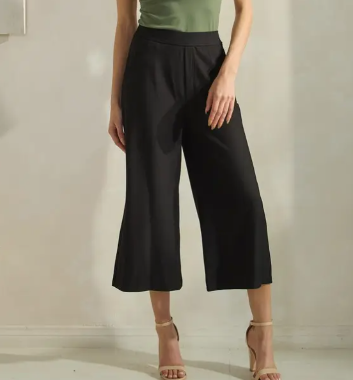 Yelete - Soft Stretch Ponte Cropped Pants