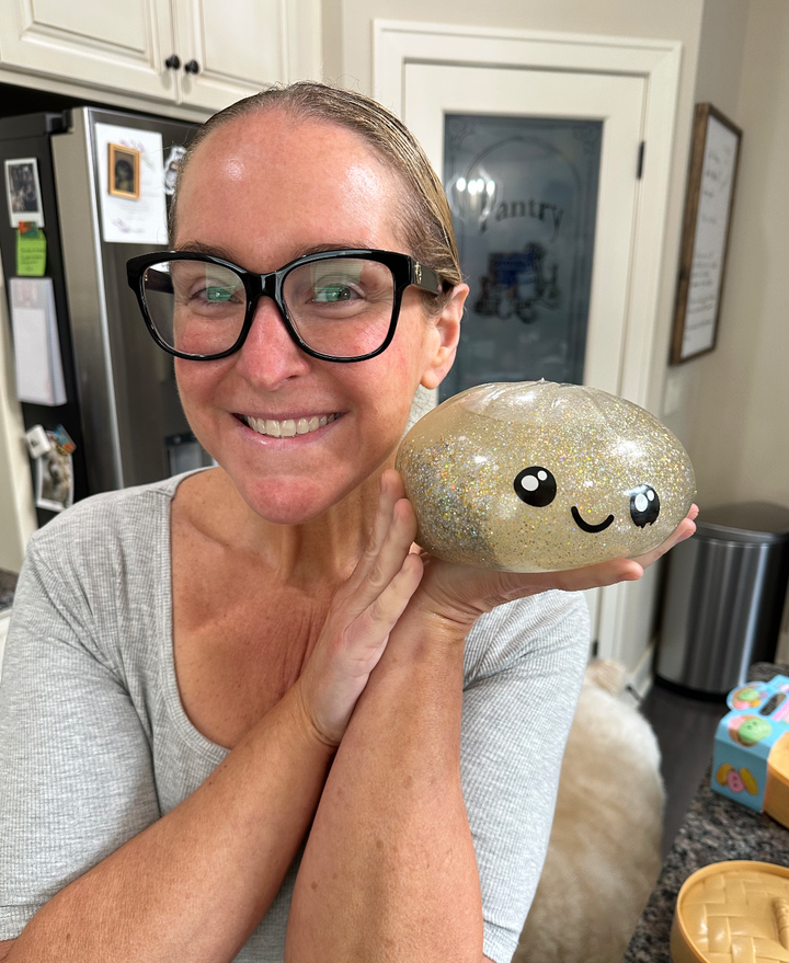 Viral Squishy - Mega Jumbo Glitter Dumpling