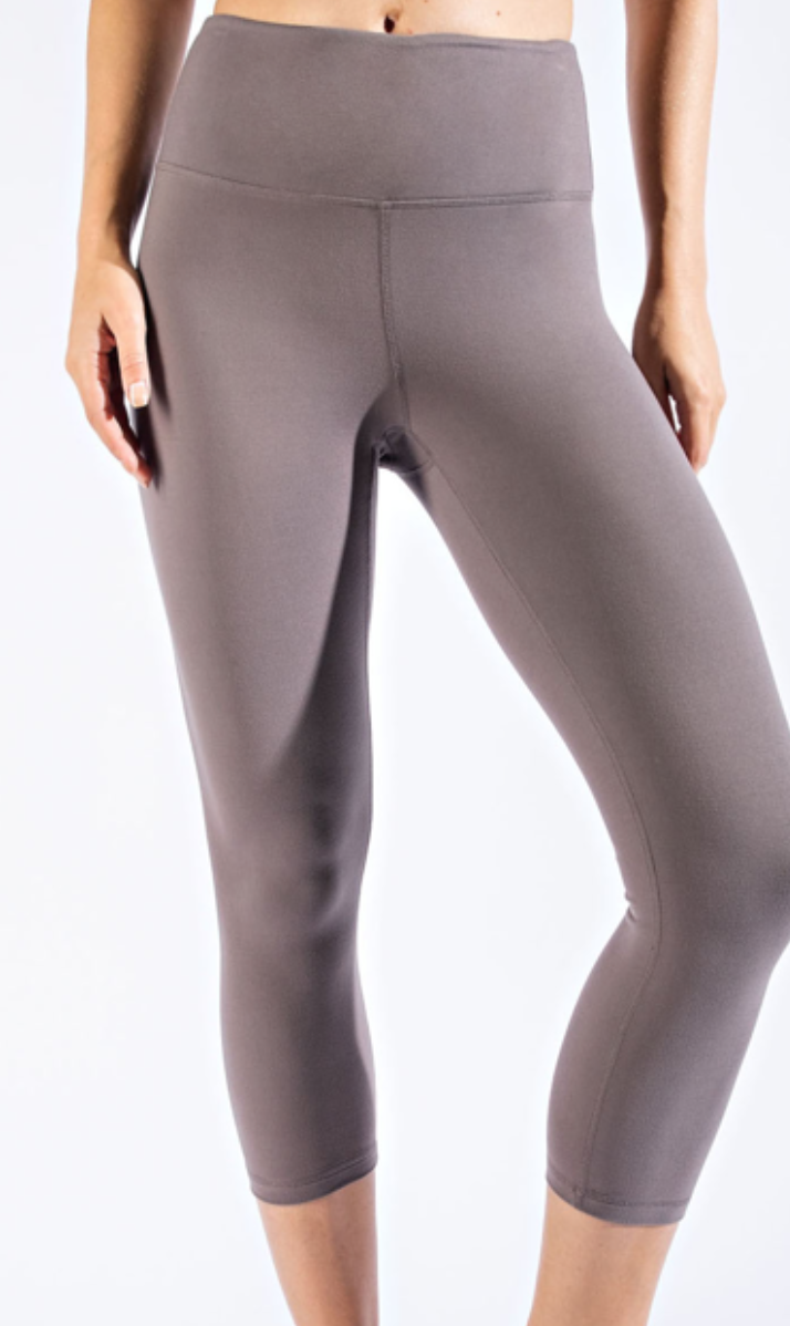 Rae Mode - Capri Yoga Leggings