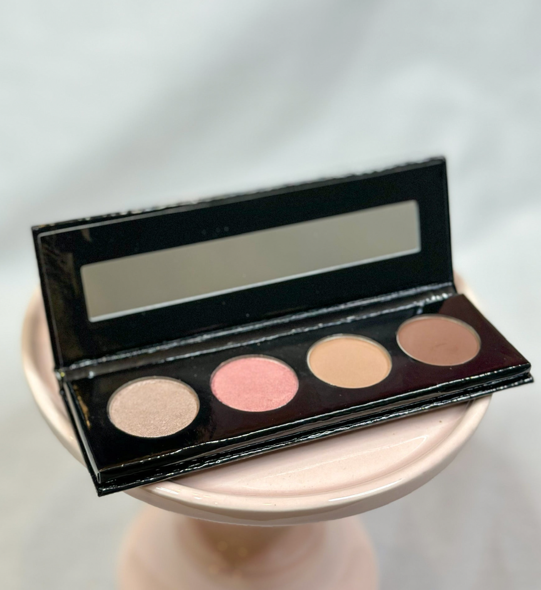 Nude Mood 4 Shade Eyeshadow Palette