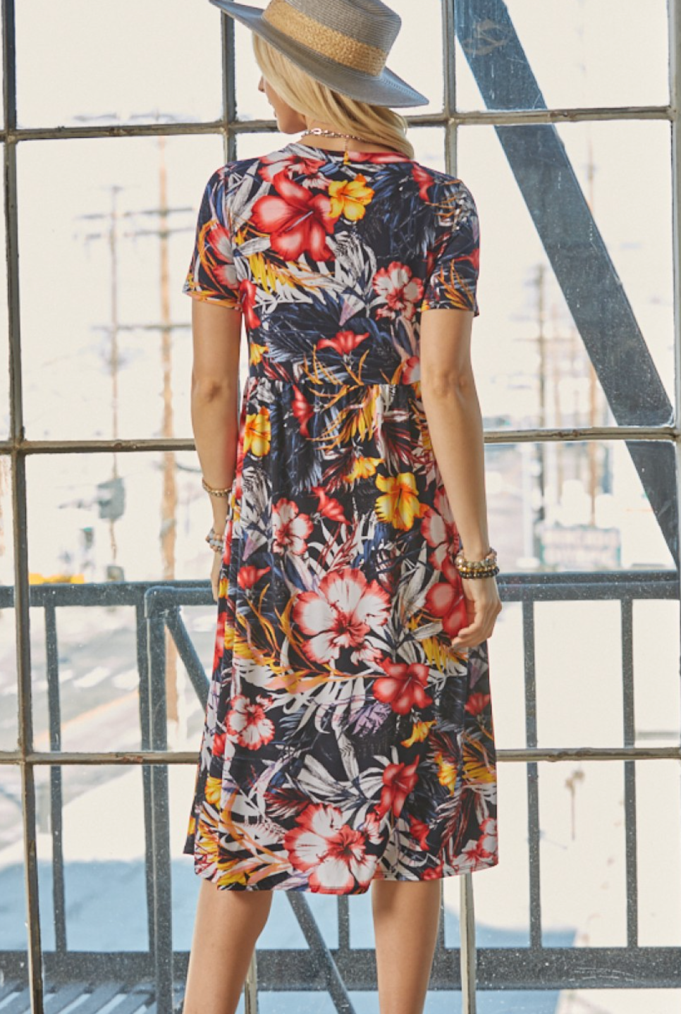 Celeste - Hawaiian Floral Print Button Down V-Neck Dress